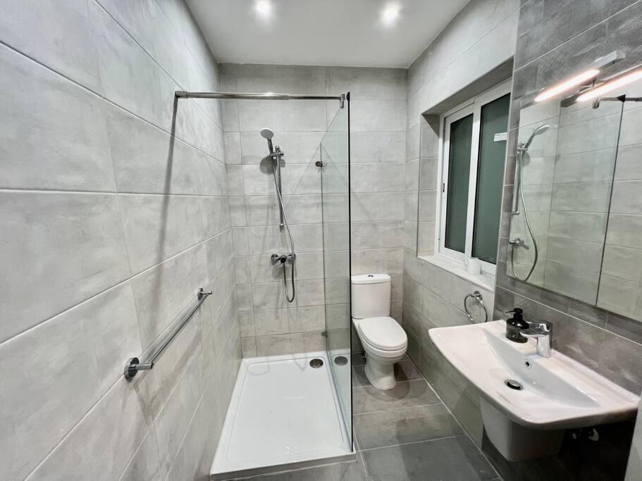 Luxurious Apartment Next To The Sea Gzira Eksteriør bilde
